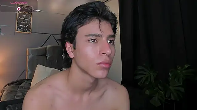 Christopher 77 online show from 6, 11, 2025