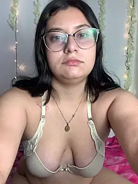 Velma star online show from 17, 12, 2025