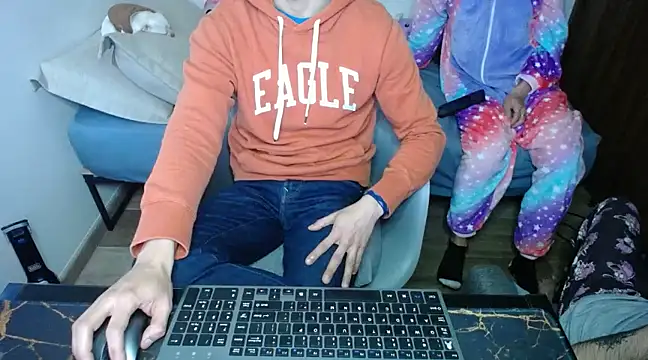 bossking017 online show from 15, 2, 2025