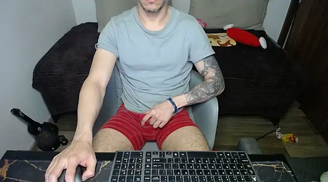 bossking017 online show from 21, 2, 2025