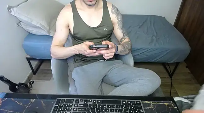 bossking017 online show from 3, 3, 2025