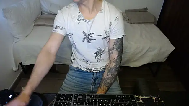 bossking017 online show from 18, 2, 2026