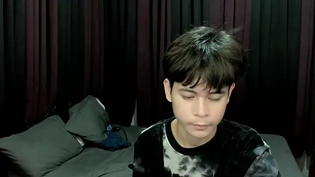 hotfreshdior online show from 3, 12, 2025