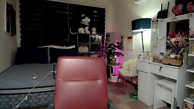 Snapshot of XhotcockcumXts chatting on 22, 4, 2026 XhotcockcumXts online show from 22, 4, 2026