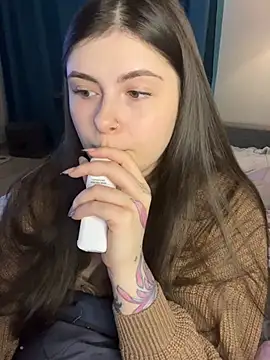 Snapshot of Lovely_Waifu chatting on 11, 3, 2026 Lovely Waifu online show from 11, 3, 2026