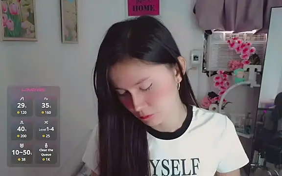 Snapshot of anne_smithe chatting on 23, 3, 2026 anne smithe online show from 23, 3, 2026