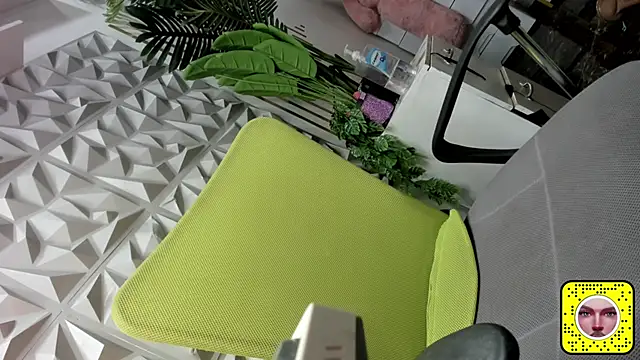 Snapshot of janecomander chatting on 29, 10, 2025 janecomander online show from 29, 10, 2025