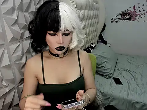 Snapshot of janecomander chatting on 13, 6, 2026 janecomander online show from 13, 6, 2026