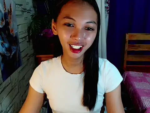 Snapshot of Simi_Ipit chatting on 15, 7, 2026 Simi Ipit online show from 15, 7, 2026