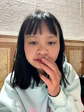 Daisy018 online show from 14, 12, 2025