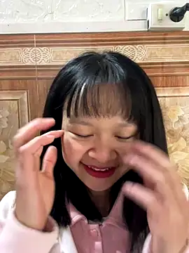 Daisy018 online show from 18, 12, 2025