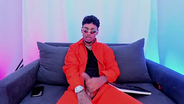 Snapshot of Thiagoferreti chatting on 1, 11, 2025 Thiagoferreti online show from 1, 11, 2025