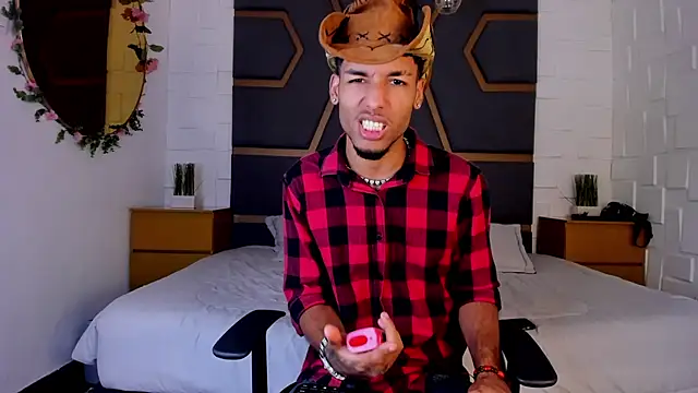 Snapshot of Thiagoferreti chatting on 26, 11, 2025 Thiagoferreti online show from 26, 11, 2025