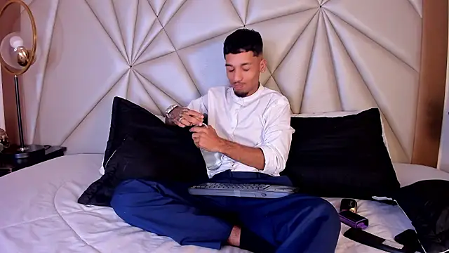 Snapshot of Thiagoferreti chatting on 19, 2, 2026 Thiagoferreti online show from 19, 2, 2026