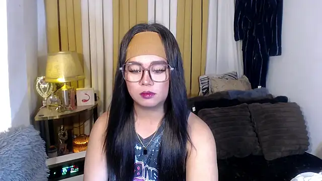 YourSweet-mich online show from 18, 5, 2026