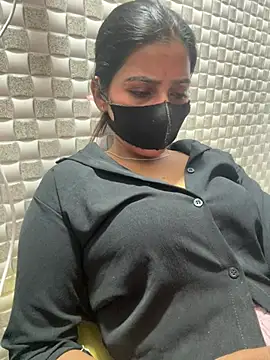 Hot Jaanvi  online show from 13, 4, 2026