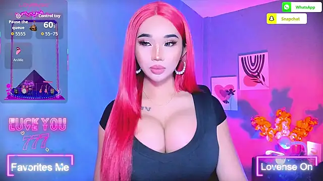 TriciaCumLoader online show from 13, 3, 2026