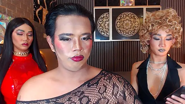 lhexiecollins online show from 6, 5, 2026
