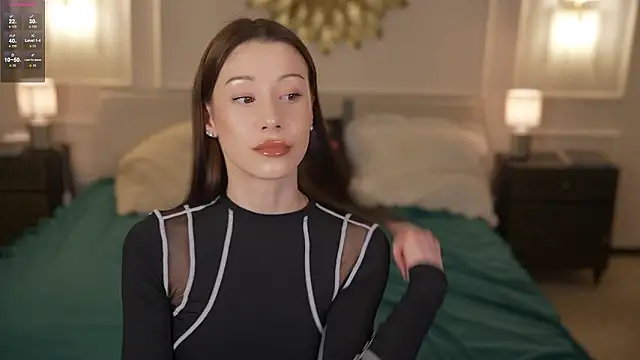 Snapshot of Selena_Glow chatting on 6, 3, 2026 Selena Glow online show from 6, 3, 2026