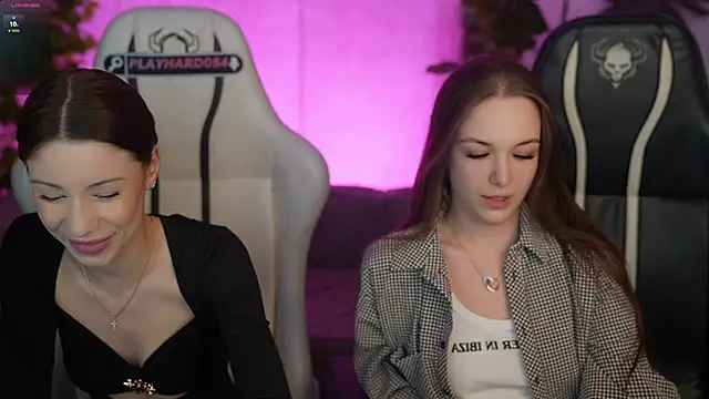 Snapshot of Selena_Glow chatting on 26, 3, 2026 Selena Glow online show from 26, 3, 2026