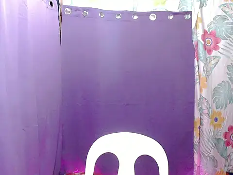 urgirljane online show from 20, 4, 2026