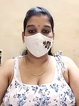 Snapshot of amelia-rani chatting on 10, 10, 2025 amelia-rani online show from 10, 10, 2025