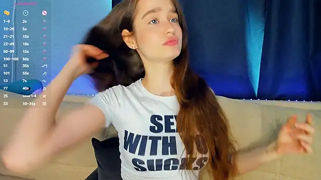 Snapshot of lovelyalivia chatting on 15, 5, 2026 lovelyalivia online show from 15, 5, 2026