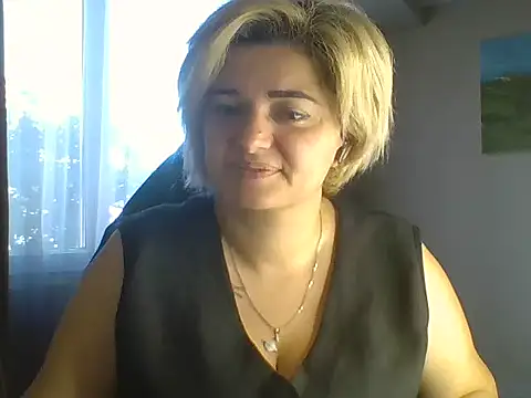 Snapshot of Wymini chatting on 23, 9, 2025 Wymini online show from 23, 9, 2025