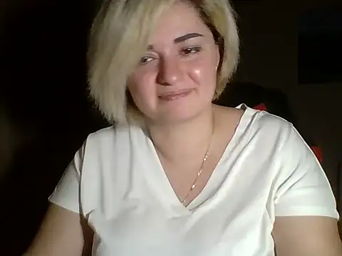 Snapshot of Wymini chatting on 5, 10, 2025 Wymini online show from 5, 10, 2025