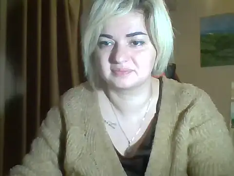 Snapshot of Wymini chatting on 20, 10, 2025 Wymini online show from 20, 10, 2025