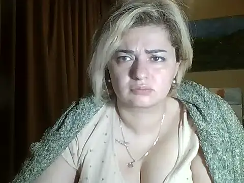 Snapshot of Wymini chatting on 26, 10, 2025 Wymini online show from 26, 10, 2025