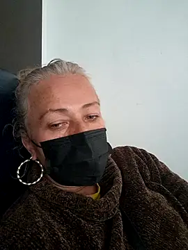 Snapshot of sofiacurvy_45 chatting on 30, 3, 2026 sofiacurvy 45 online show from 30, 3, 2026