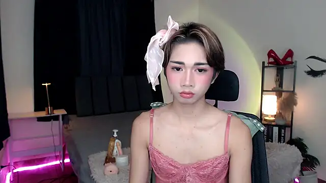 Lavictoriathegreat online show from 3, 12, 2025