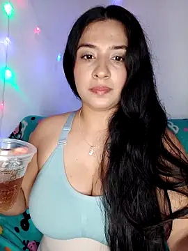 Snapshot of VALENTINA_ROUSE_ chatting on 22, 3, 2026 VALENTINA ROUSE online show from 22, 3, 2026