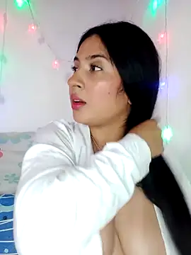 Snapshot of VALENTINA_ROUSE_ chatting on 18, 4, 2026 VALENTINA ROUSE online show from 18, 4, 2026