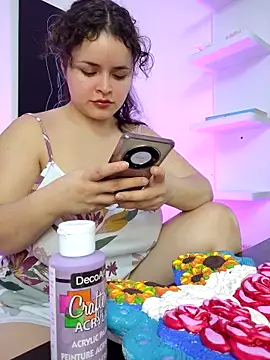 SeleneLuminari8 online show from 16, 4, 2026