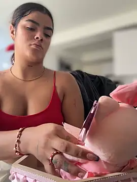 Kaily Sweet16 online show from 28, 3, 2026