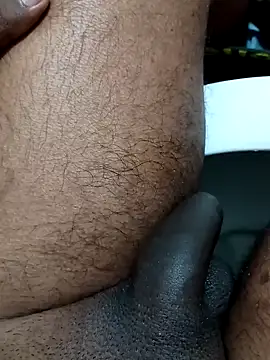 Snapshot of princemaheshboblover chatting on 22, 11, 2025 princemaheshboblover online show from 22, 11, 2025