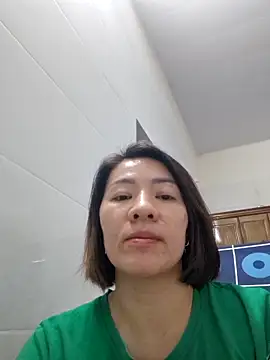 Snapshot of Hailey_babe chatting on 14, 10, 2025 Hailey babe online show from 14, 10, 2025