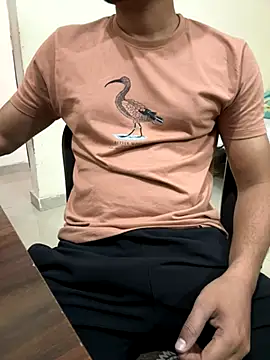 Snapshot of Saifq chatting on 7, 10, 2025 Saifq online show from 7, 10, 2025