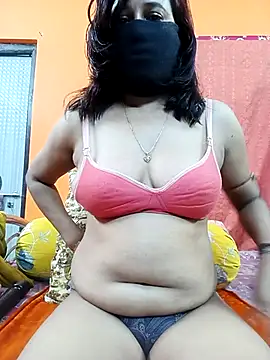 Hotpuja25 online show from 9, 11, 2025