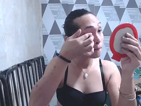 Snapshot of Wiynwyn_Delamerced1989 chatting on 14, 12, 2025 Wiynwyn Delamerced1989 online show from 14, 12, 2025