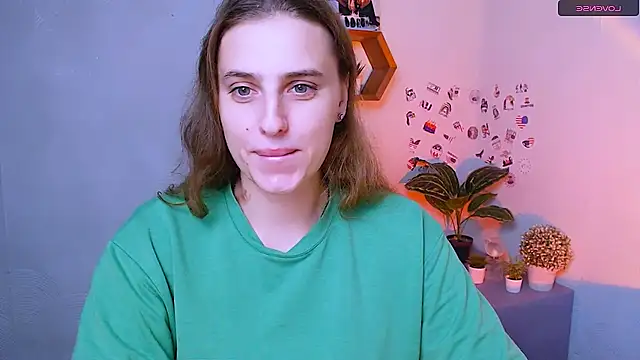 AmandaDimond  online show from 2, 10, 2025