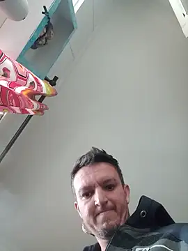 Suamulherfeliz online show from 27, 6, 2026