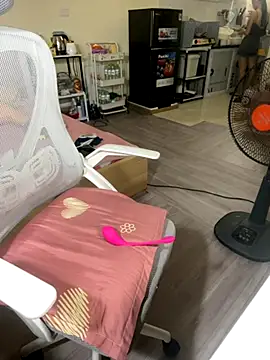 Mina048 online show from 16, 9, 2025