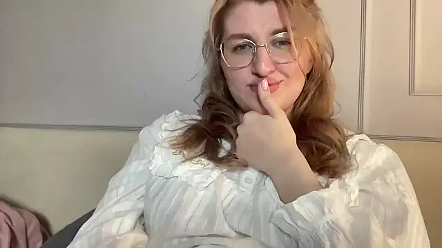 Snapshot of Kadayy1 chatting on 12, 11, 2025 Kadayy1 online show from 12, 11, 2025