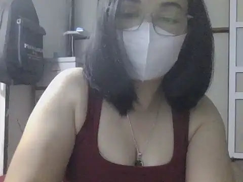 Snapshot of Hachi077 chatting on 4, 5, 2026 Hachi077 online show from 4, 5, 2026