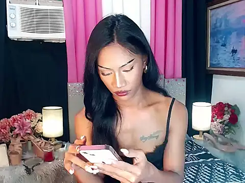 Snapshot of sassylatina chatting on 5, 4, 2026 sassylatina online show from 5, 4, 2026