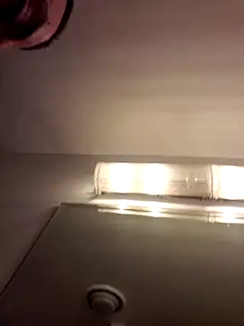 Snapshot of Cnutt310 chatting on 8, 11, 2025 Cnutt310 online show from 8, 11, 2025