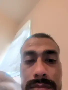 Snapshot of Cnutt310 chatting on 13, 12, 2025 Cnutt310 online show from 13, 12, 2025